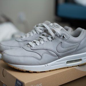 Nike Air Max 1 Grey Gum Sole Size 11
